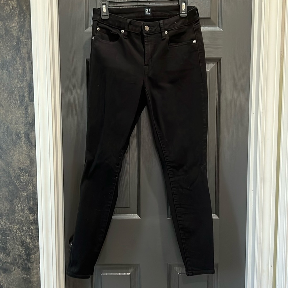 Darkest Black GAP Jeans - Hard to Find Size! Curvy skinny